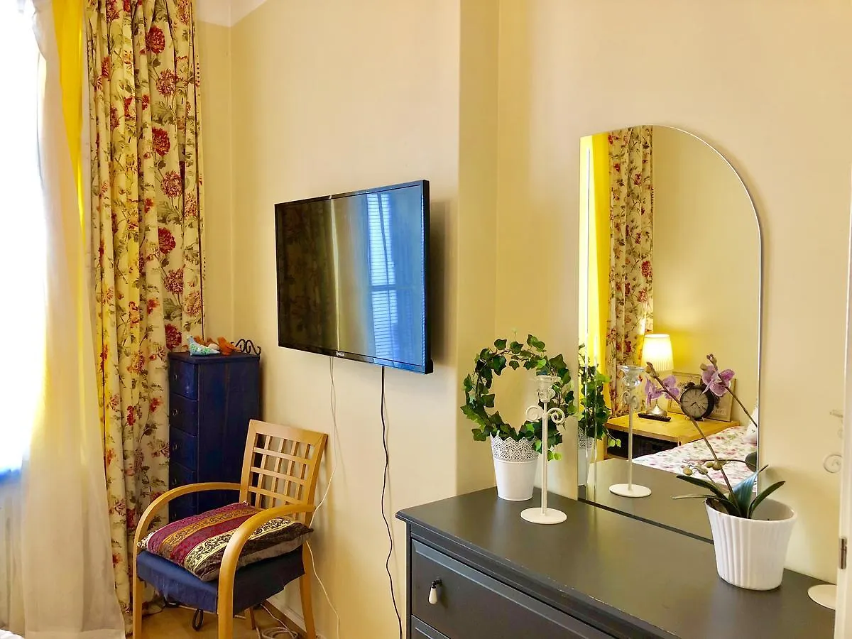 Sharm Sweet Studio City Center Kamppi 49 Kalevankatu Helsinki Daire